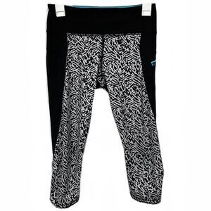 LuLuLemon Run Top Speed Brushed Crop Leggings